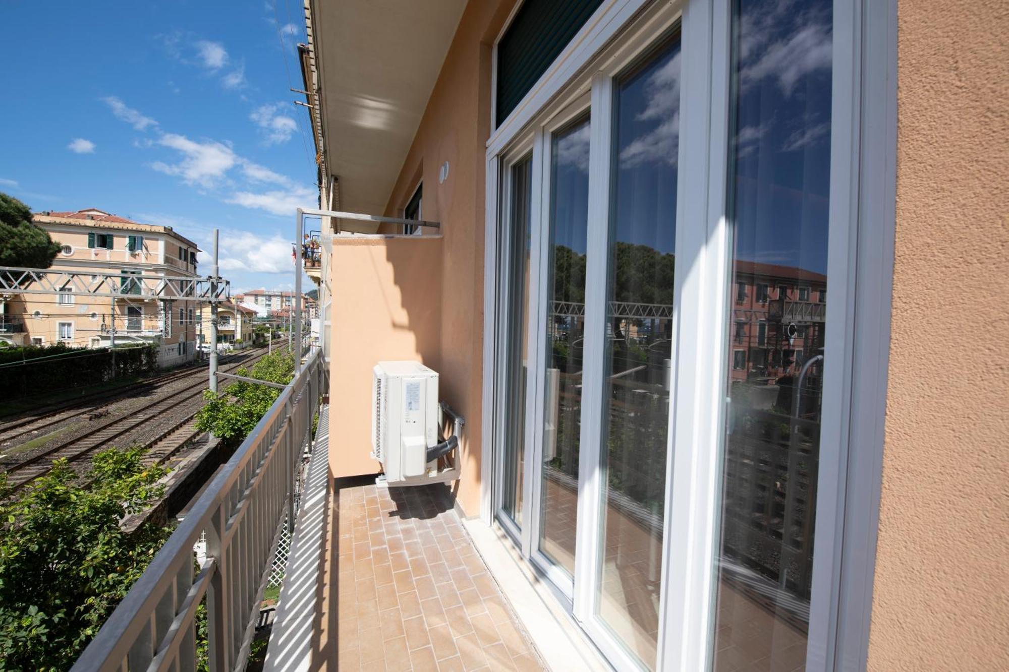 243B - Appartamento Mignon - Sara Home Chiavari, 200Metri Dal Mare Экстерьер фото