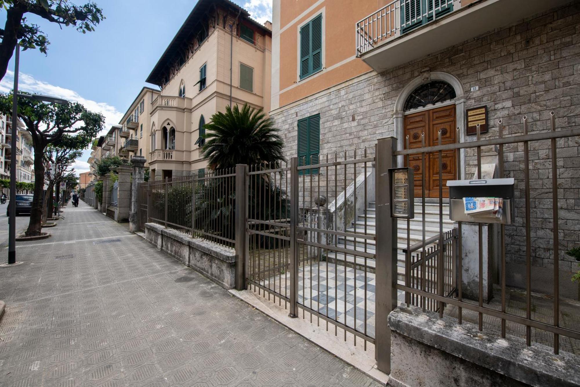 243B - Appartamento Mignon - Sara Home Chiavari, 200Metri Dal Mare Экстерьер фото